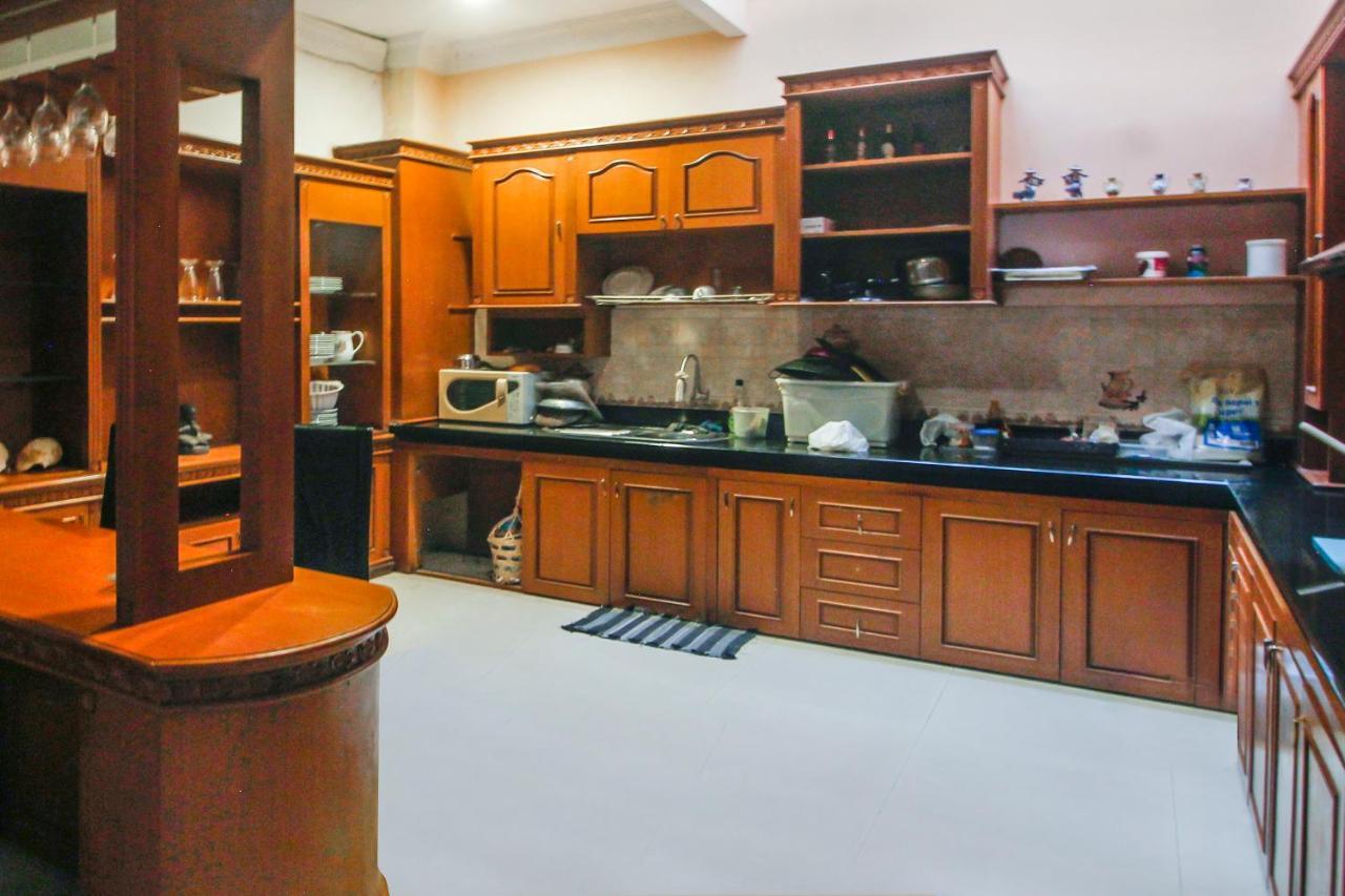 Spot On 91620 Skypiea Guest House Tasikmalaya Luaran gambar